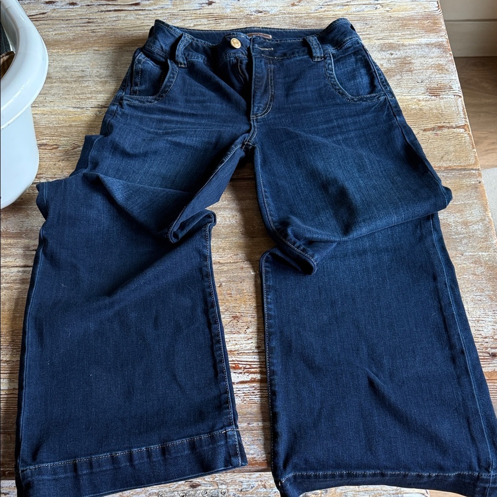 Kut from the Kloth Meg Wide Leg  Flare Trouser  Jeans